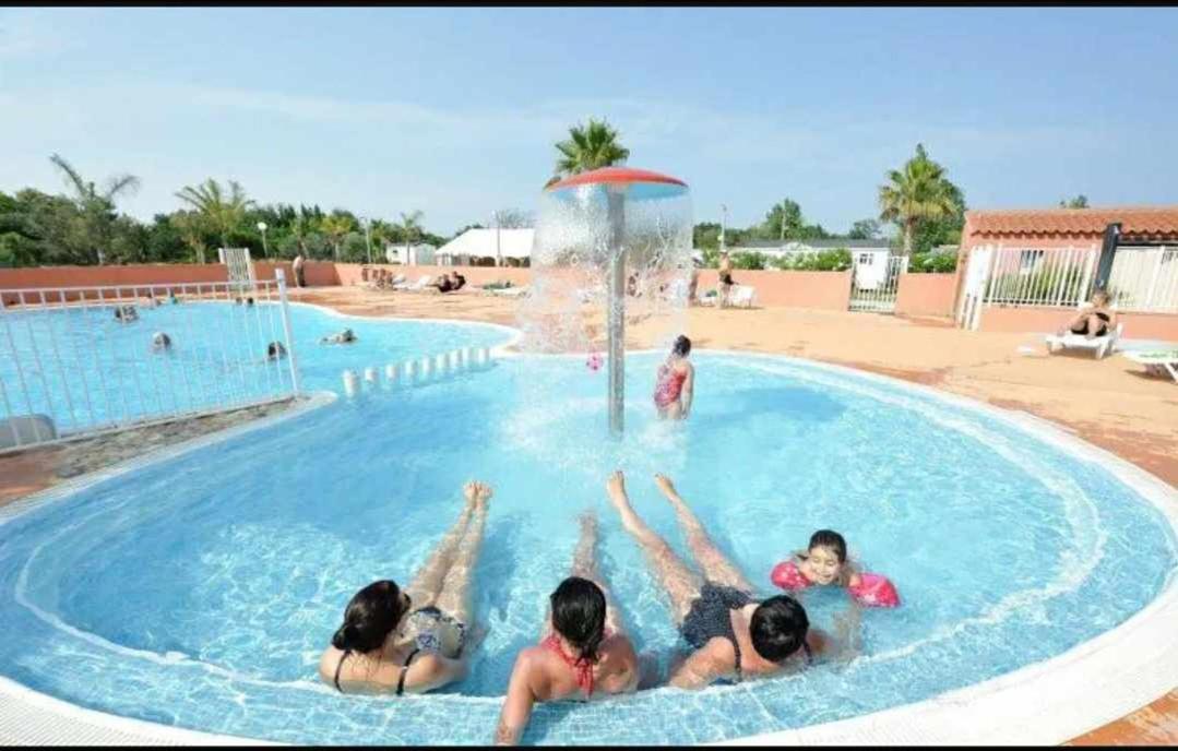 Camping Le Clos Du Thym - أرجيليه- سور- مير المظهر الخارجي الصورة
