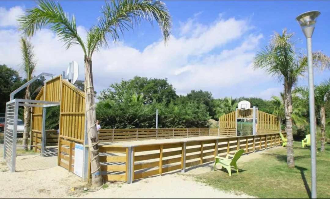 Camping Le Clos Du Thym - أرجيليه- سور- مير المظهر الخارجي الصورة