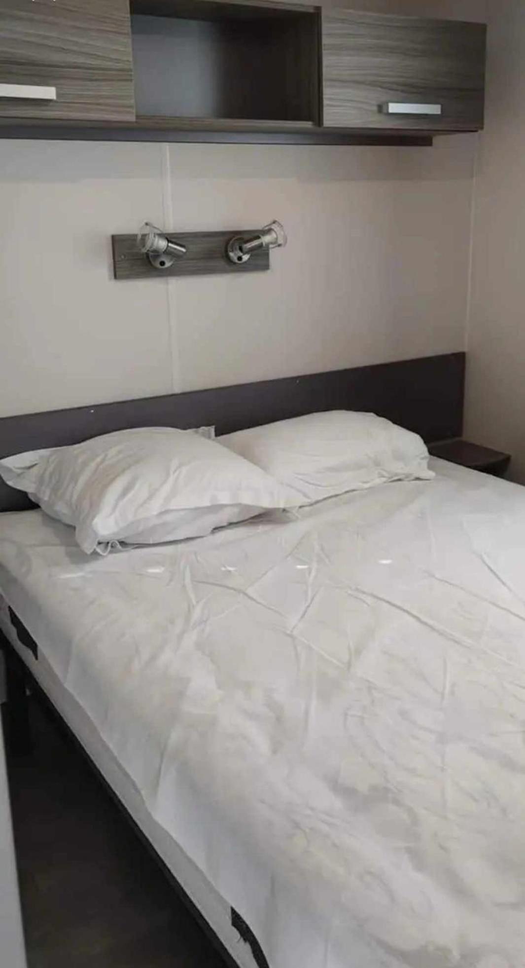 Camping Le Clos Du Thym - أرجيليه- سور- مير المظهر الخارجي الصورة
